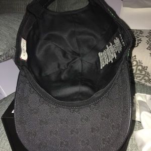 Black Gucci ball cap